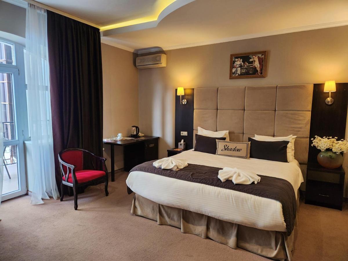 Shadow Boutique Hotel & Spa Chisinau Exterior foto